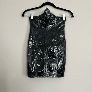 Black skirt that goes up to sternum